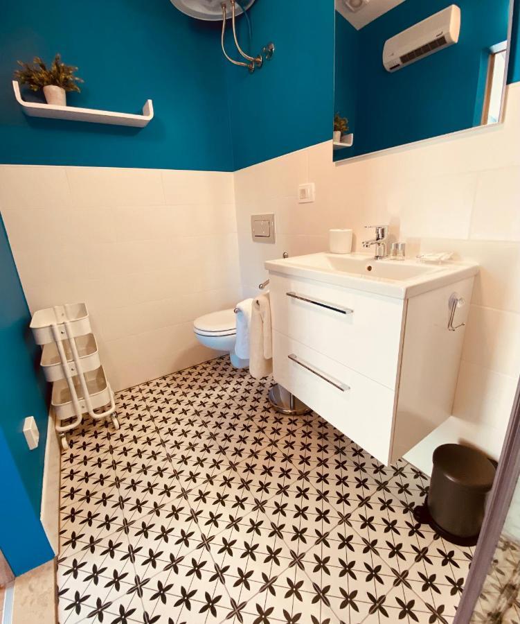 Boutique Rooms Mare Fabulas ロヴィニ エクステリア 写真